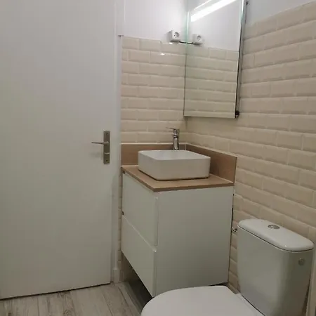 Le Pouget , Studio, Rez De Chaussee, Front De Wifi 公寓 勒图凯－巴黎普拉日