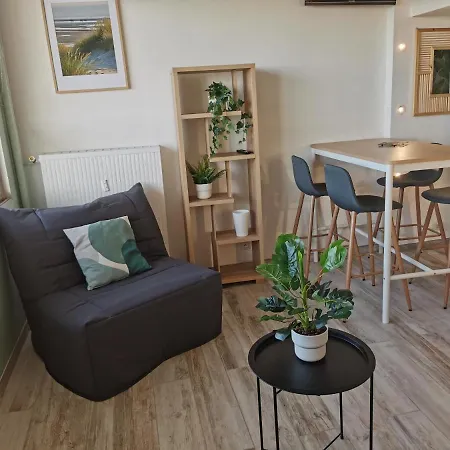 Le Pouget , Studio, Rez De Chaussee, Front De Wifi Lägenhet *