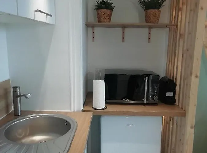 Le Pouget , Studio, Rez De Chaussée, Front De Wifi *