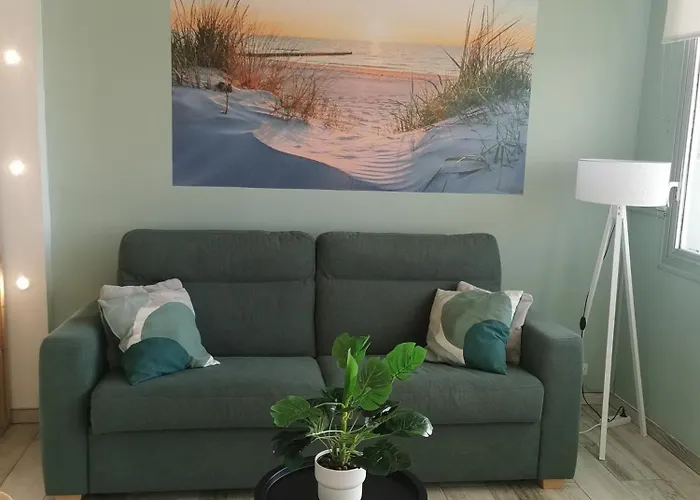 Apartamento Le Pouget , Studio, Rez De Chaussée, Front De Wifi *